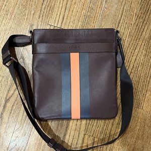 Coach brown leather crossbody in barely used comdition
